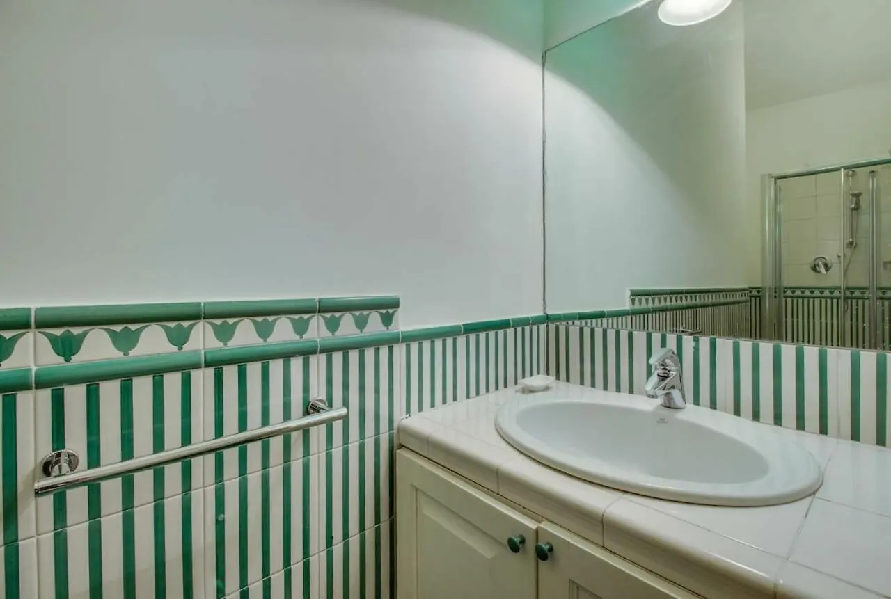 Vacanze In Vaticano By Halldis Rome Apartment